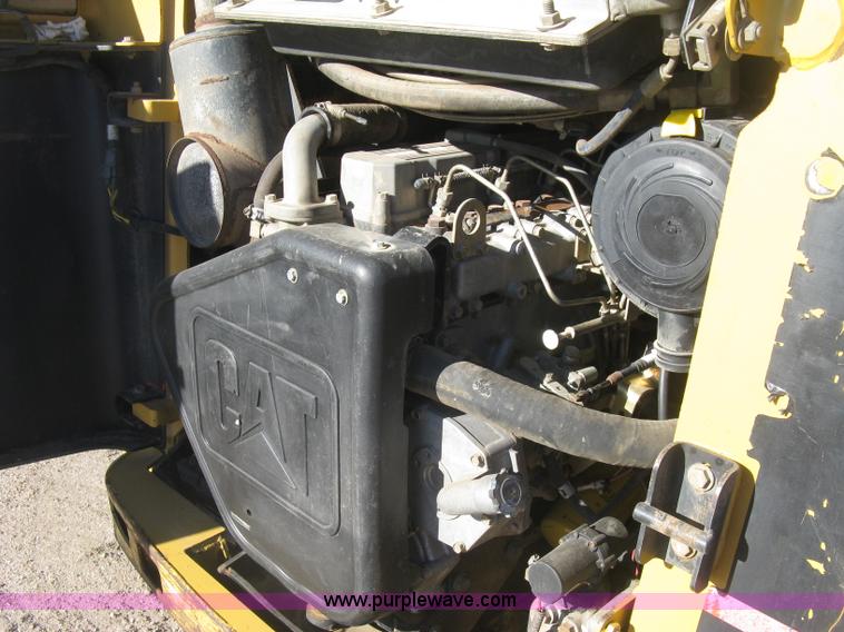 image for item J2923 2006 Caterpillar 287B skid steer