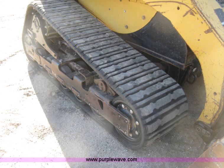 image for item J2923 2006 Caterpillar 287B skid steer