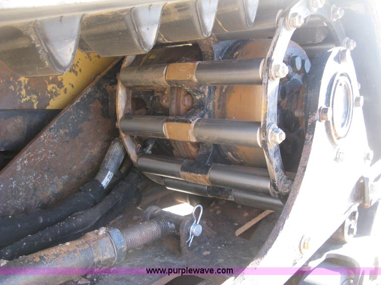 image for item J2923 2006 Caterpillar 287B skid steer