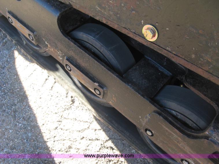 image for item J2923 2006 Caterpillar 287B skid steer