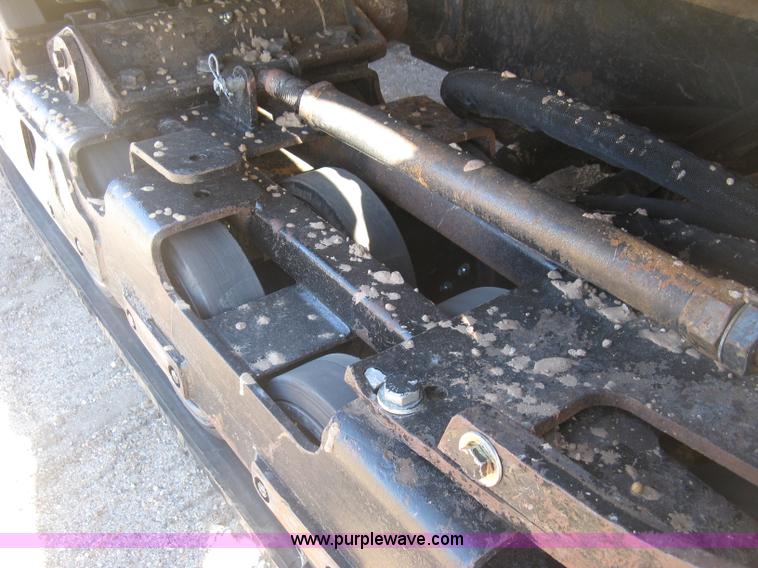 image for item J2923 2006 Caterpillar 287B skid steer