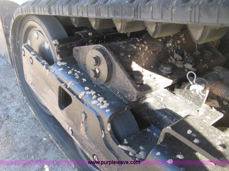 image for item J2923 2006 Caterpillar 287B skid steer