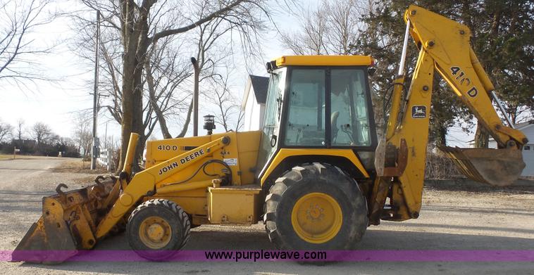 image for item J4701 1992 John Deere 410D backhoe
