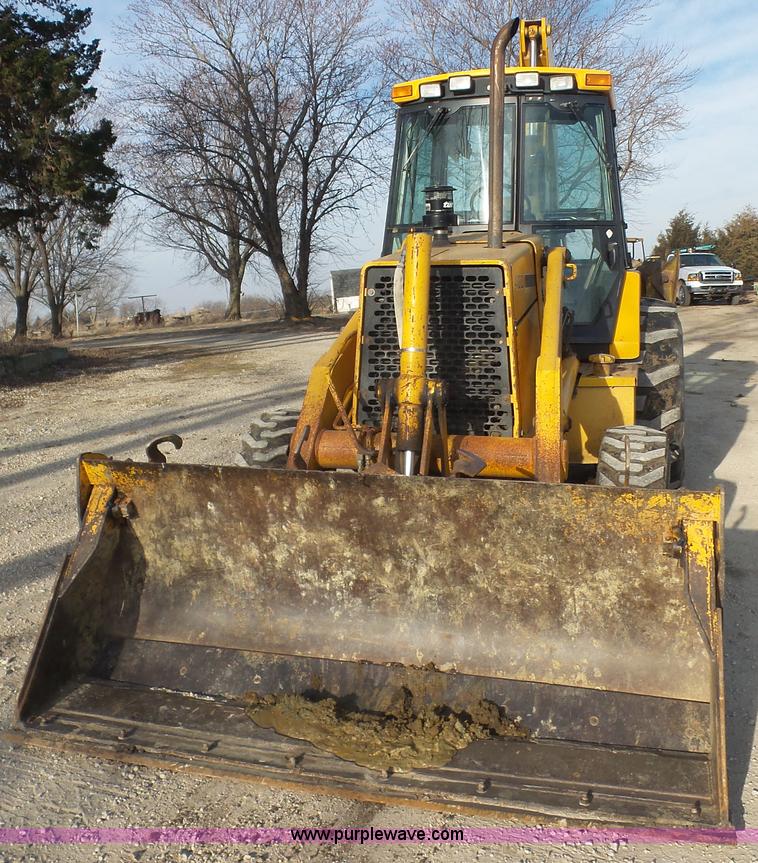 image for item J4701 1992 John Deere 410D backhoe