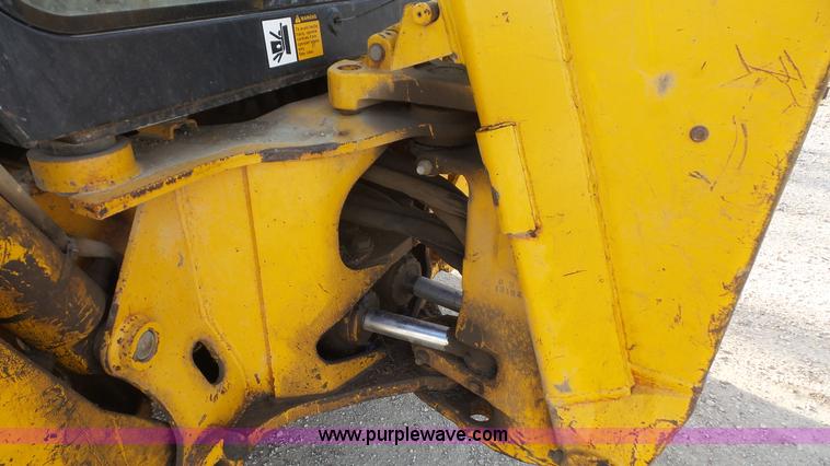 image for item J4701 1992 John Deere 410D backhoe