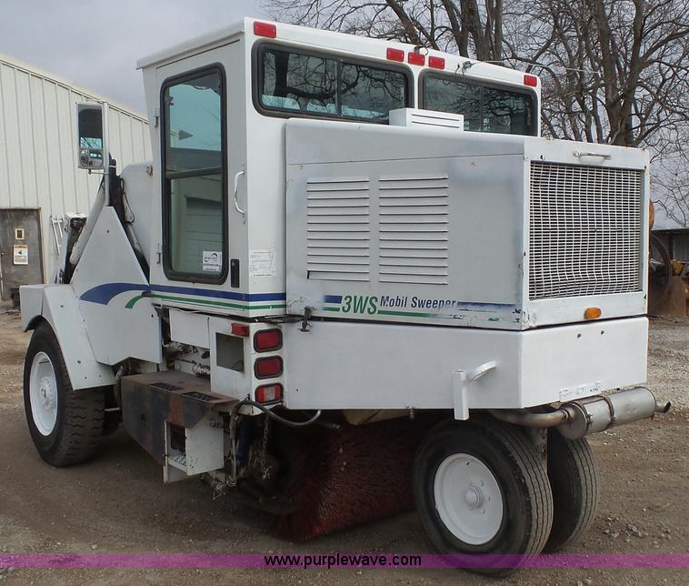 image for item J4707 1997 Mobil Sweeper street sweeper