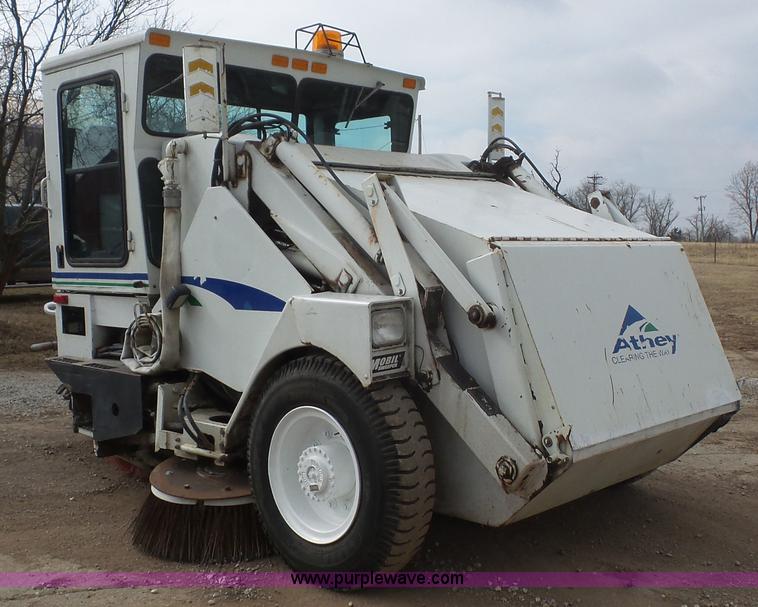 image for item J4707 1997 Mobil Sweeper street sweeper