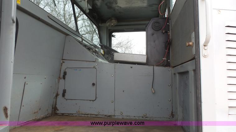 image for item J4707 1997 Mobil Sweeper street sweeper