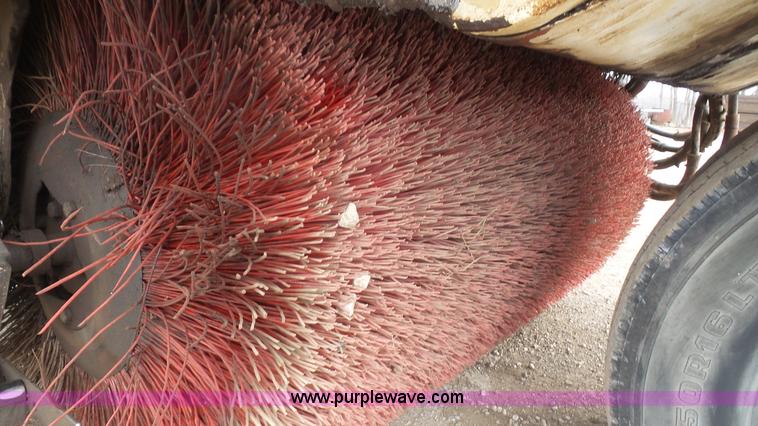 image for item J4707 1997 Mobil Sweeper street sweeper