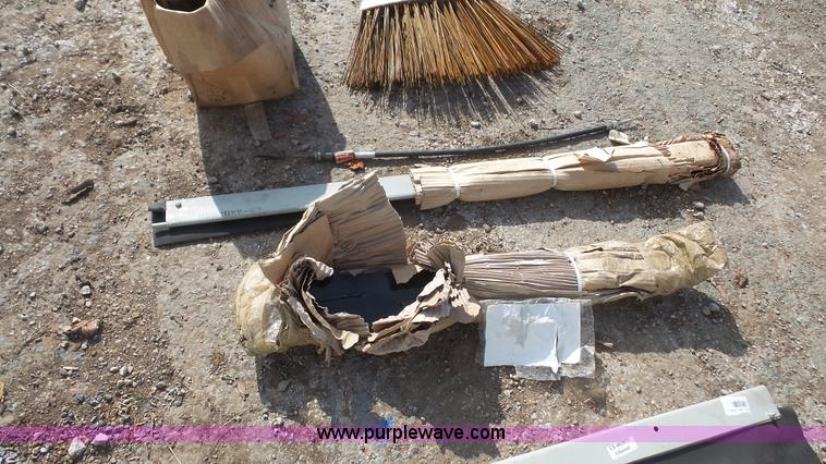 image for item J4707 1997 Mobil Sweeper street sweeper