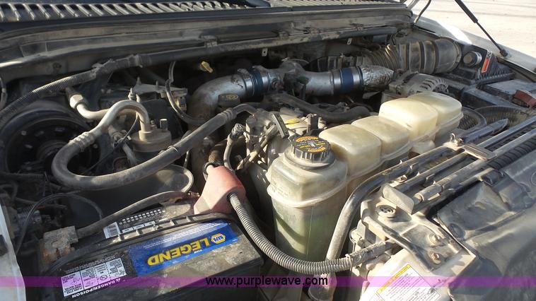 image for item J4709 1999 Ford F350 XLT SuperCab utility truck