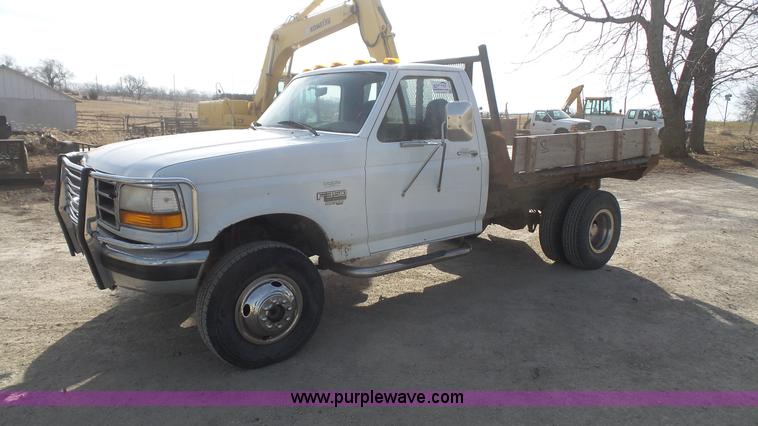 image for item J4715 1997 Ford F350 XL dump bed truck