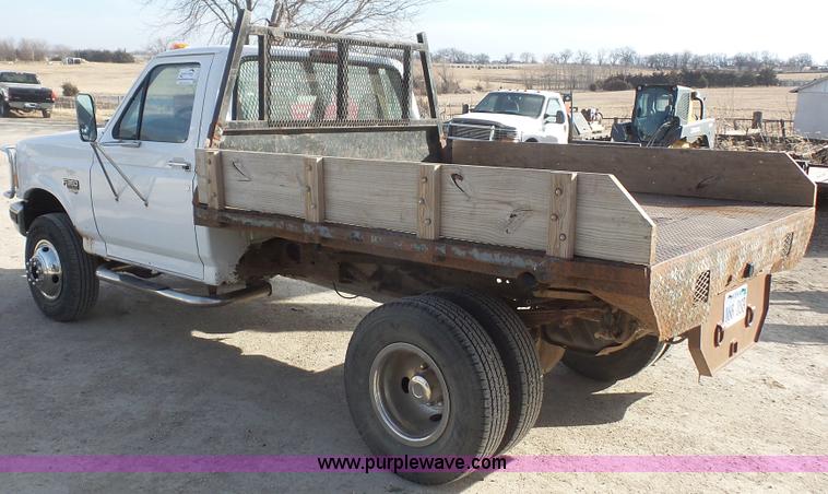 image for item J4715 1997 Ford F350 XL dump bed truck