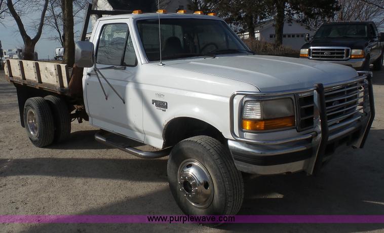 image for item J4715 1997 Ford F350 XL dump bed truck