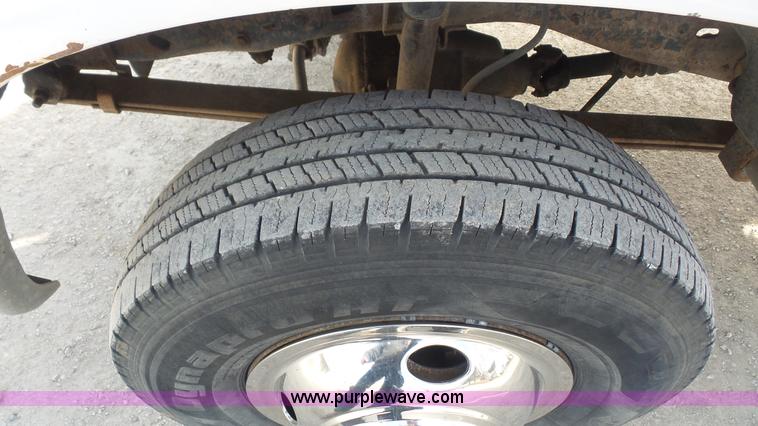 image for item J4715 1997 Ford F350 XL dump bed truck