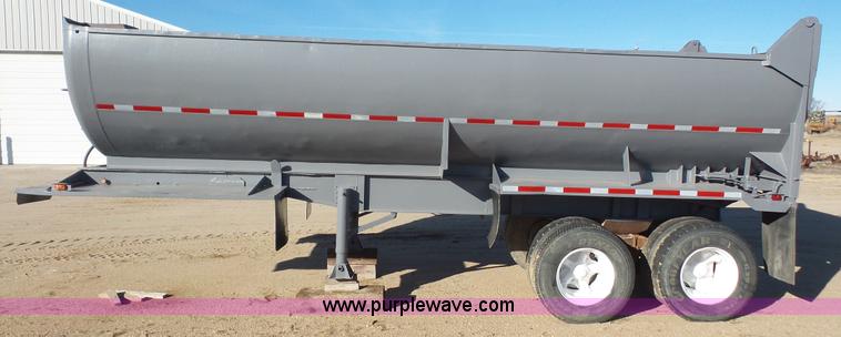 image for item J4728 1992 shop built end dump trailer