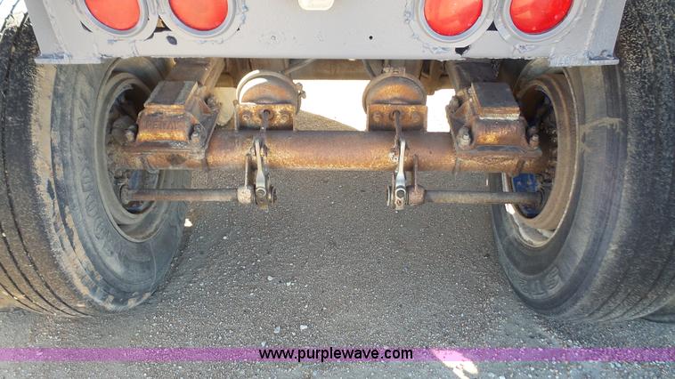 image for item J4728 1992 shop built end dump trailer