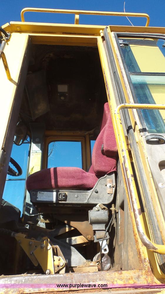 image for item J4729 1990 Fiat-Allis FR20B wheel loader