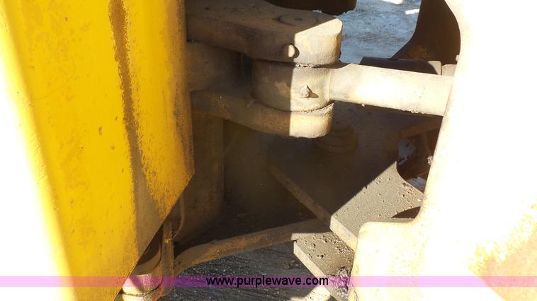 image for item J4729 1990 Fiat-Allis FR20B wheel loader