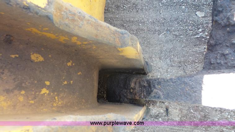 image for item J4729 1990 Fiat-Allis FR20B wheel loader