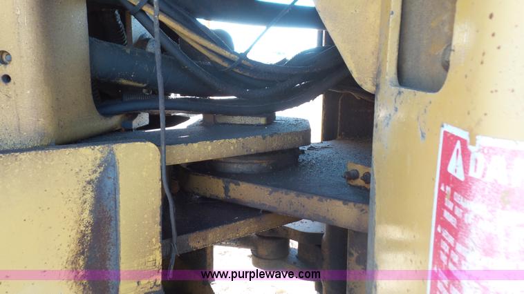 image for item J4729 1990 Fiat-Allis FR20B wheel loader