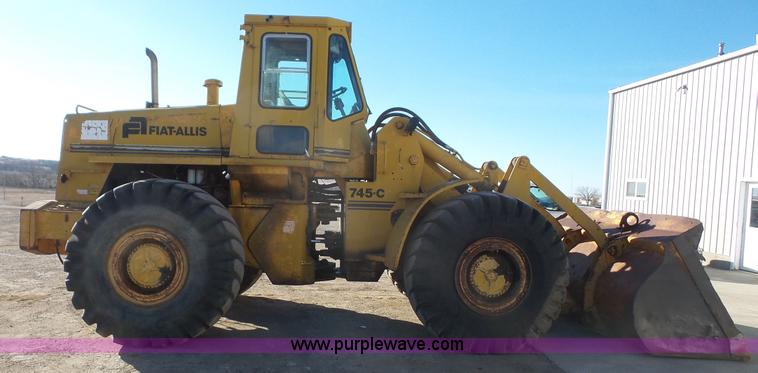 image for item J4730 1979 Fiat-Allis 745-C wheel loader