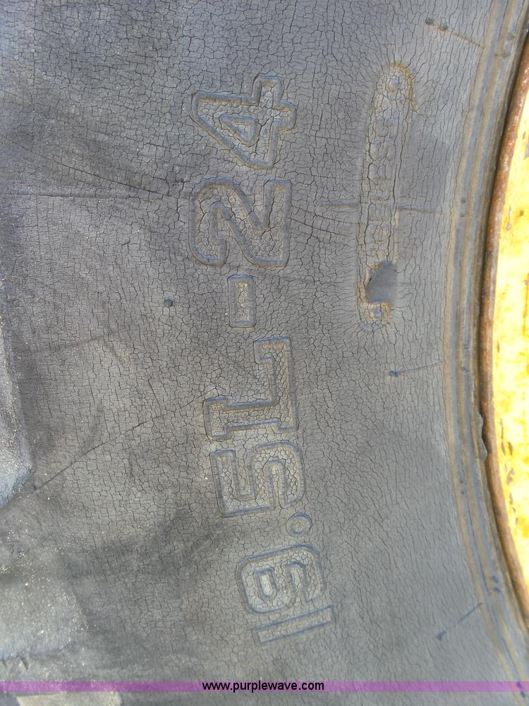 image for item J6234 1994 John Deere 310D backhoe