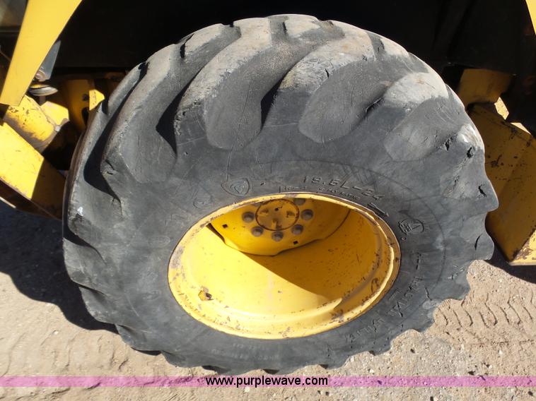 image for item J6234 1994 John Deere 310D backhoe