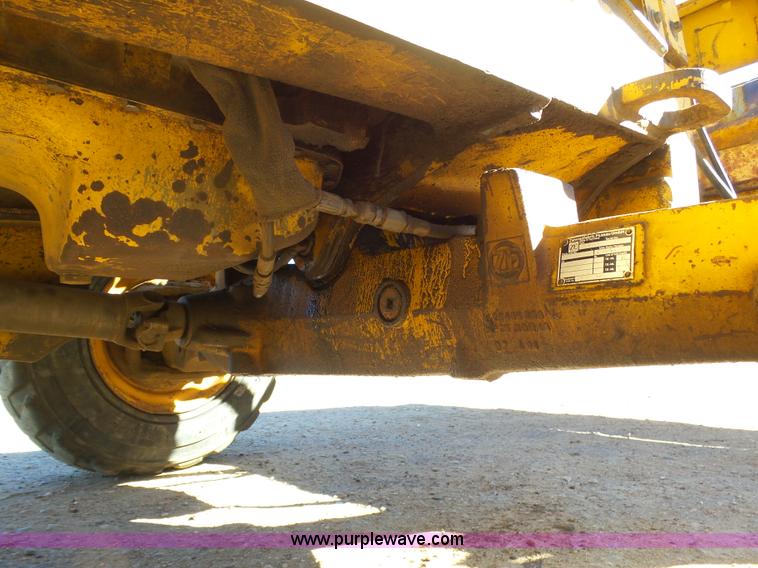 image for item J6234 1994 John Deere 310D backhoe