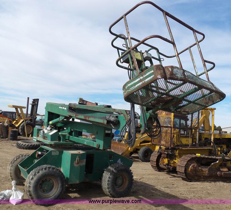 image for item J6241 Condor A42RT boom lift
