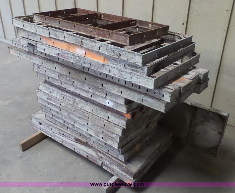 image for item J7284 Assorted concrete forms