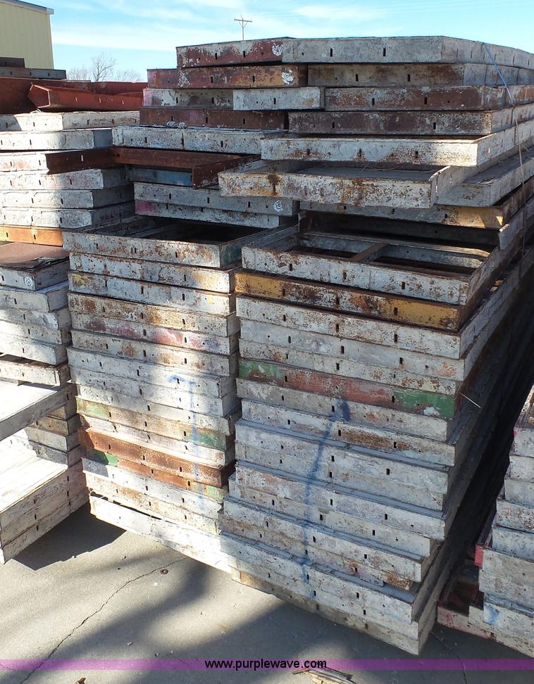 image for item J7284 Assorted concrete forms