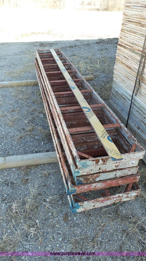 image for item J7284 Assorted concrete forms