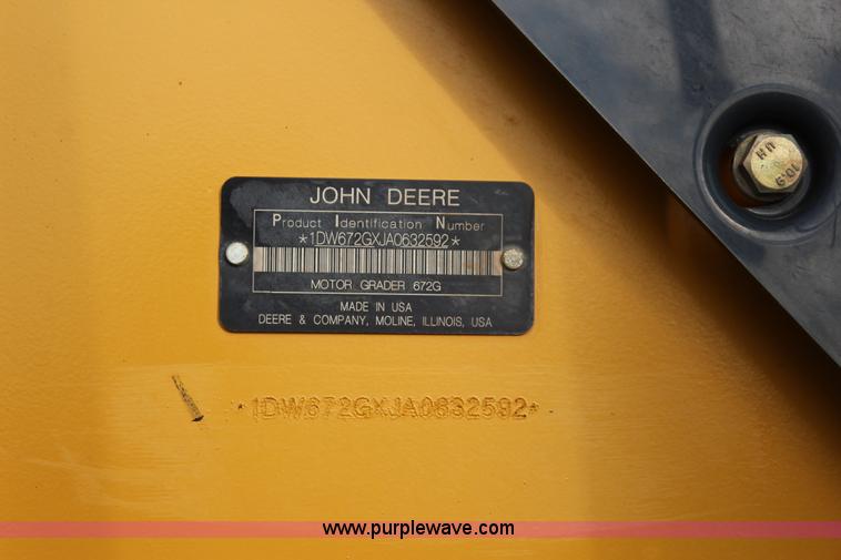 image for item J7575 2011 John Deere 672G motor grader