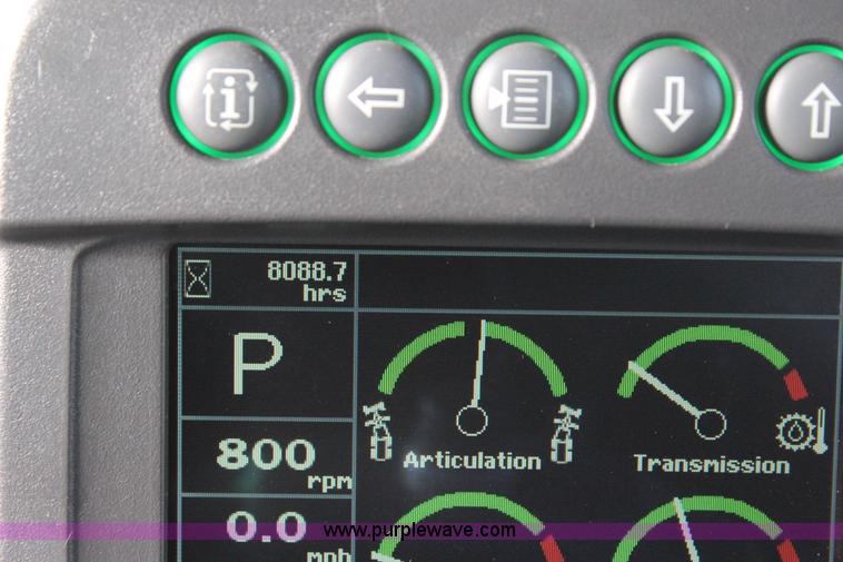image for item J7575 2011 John Deere 672G motor grader