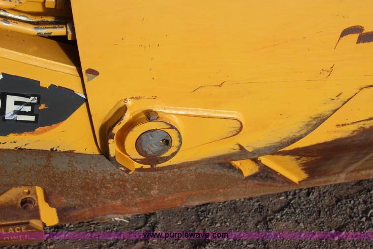 image for item J7578 2012 John Deere 1810E scraper