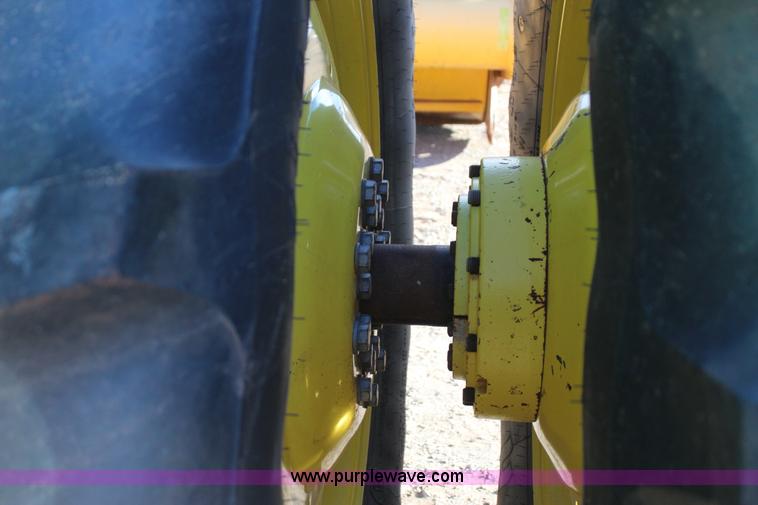 image for item J7580 2009 John Deere 9630 4WD tractor