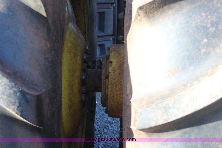 image for item J7580 2009 John Deere 9630 4WD tractor