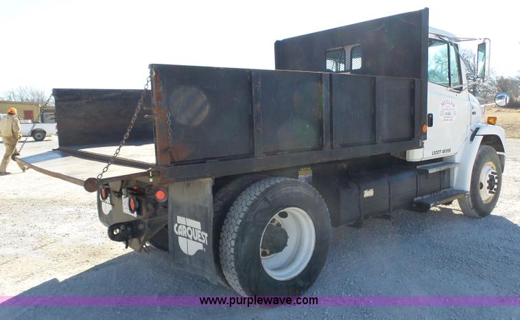 image for item J7680 1999 Freightliner FL80 dump truck