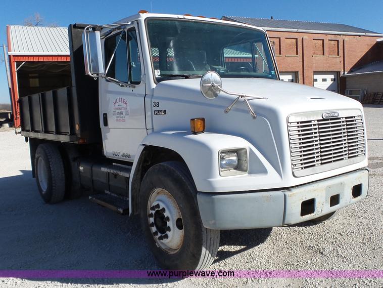 image for item J7680 1999 Freightliner FL80 dump truck