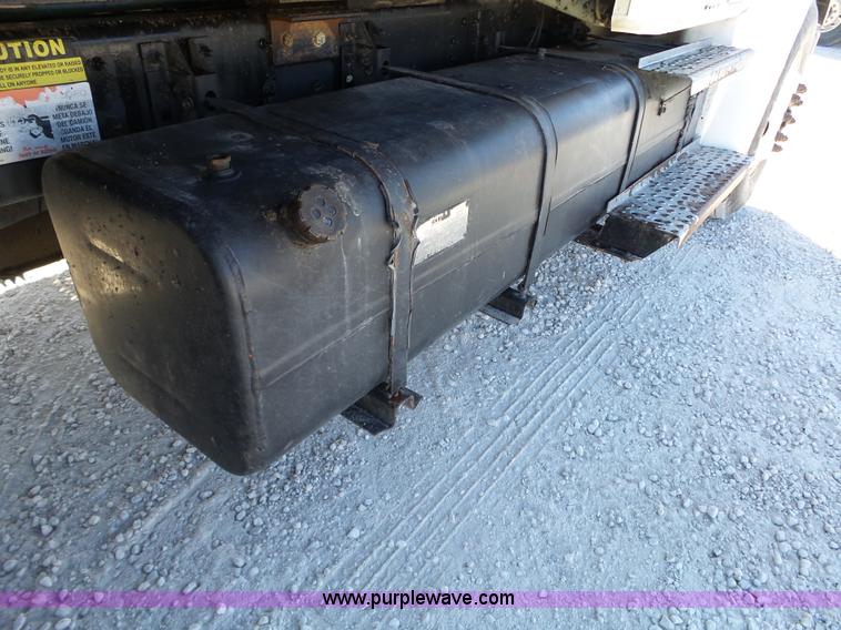 image for item J7680 1999 Freightliner FL80 dump truck