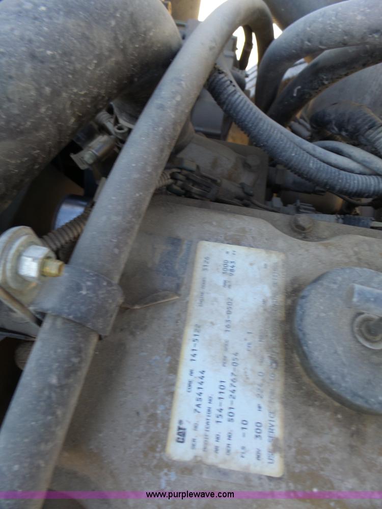 image for item J7680 1999 Freightliner FL80 dump truck