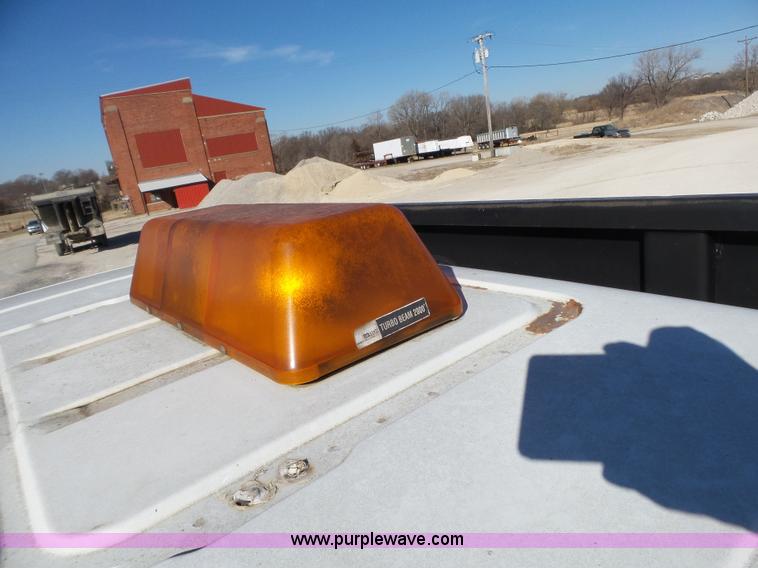 image for item J7680 1999 Freightliner FL80 dump truck