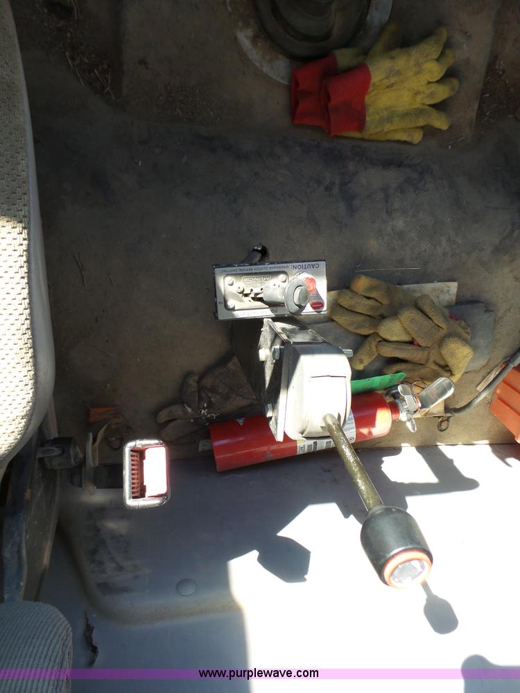 image for item J7680 1999 Freightliner FL80 dump truck