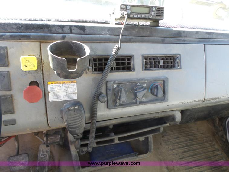 image for item J7680 1999 Freightliner FL80 dump truck