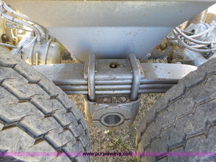 image for item J7681 2005 Trail King TKBD22-402 bottom dump trailer