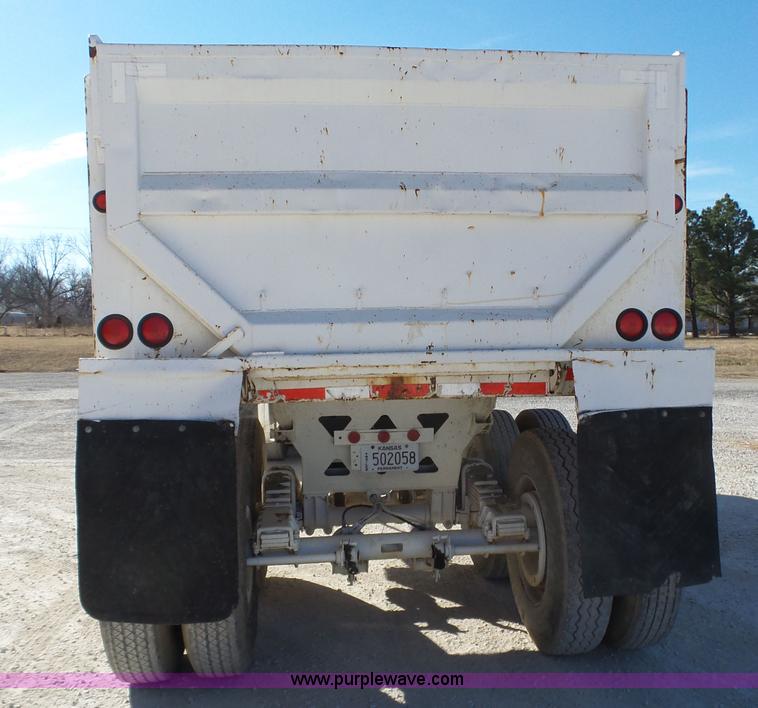 image for item J7683 1998 Trail King end dump trailer