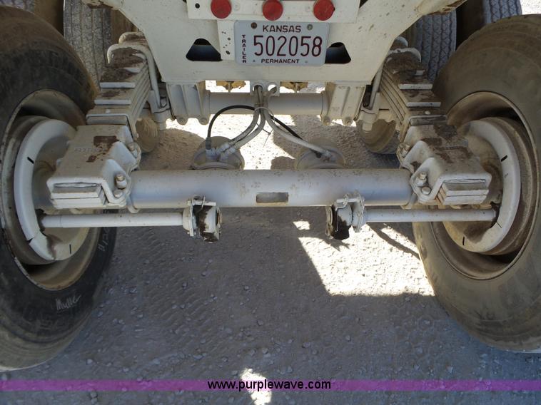 image for item J7683 1998 Trail King end dump trailer