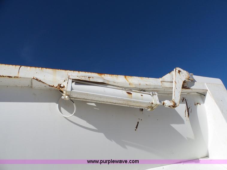 image for item J7683 1998 Trail King end dump trailer