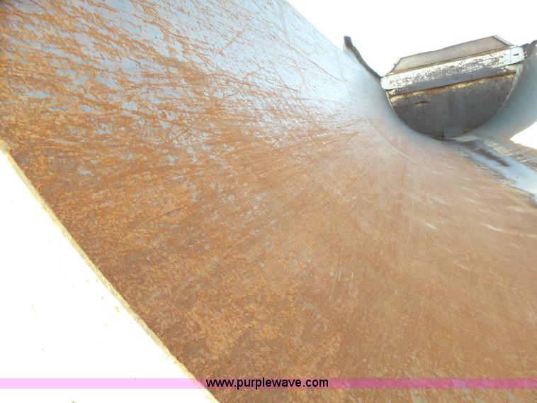 image for item J7683 1998 Trail King end dump trailer